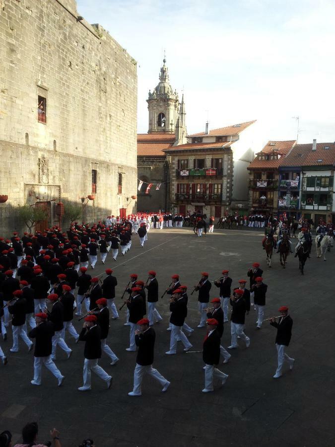 Hostal Zaragoza Χονδαρρίμπια Εξωτερικό φωτογραφία